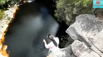 Нереально красивые прыжки в воду: Прыжки со скал