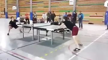 Как играть в пинг понг, если нет ракраке