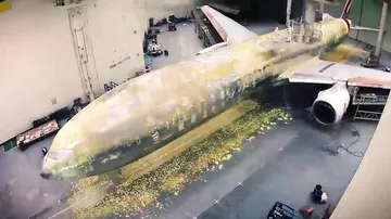 Boeing 777 - in rənglənməsi