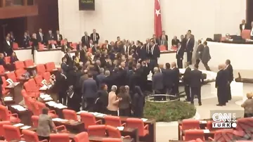 Türkiyədə deputatlar arasında DAVA