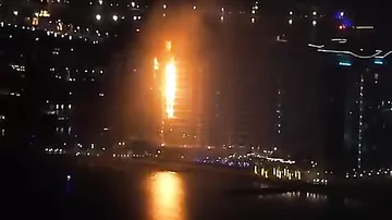 На «острове-пальме» в Дубае загорелся элитный жилой комплекс - 1