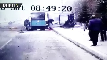 Момент взрыва автобуса в турецком городе Кайсери