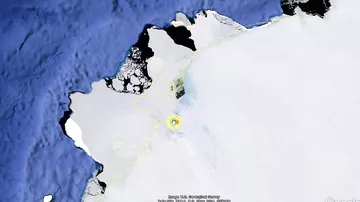Загадочные объекты в Антарктиде