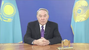 Nursultan Nazarbayev bir çox səlahiyyətindən imtina edir -1
