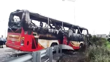 28 человек погибли в аварии с экскурсионным автобусом на Тайване