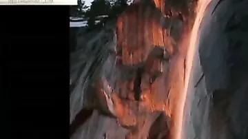 "Огненный" водопад образовался в горах Калифорнии