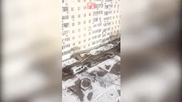 В Ростове мужчина упал с 7-го этажа, пытаясь спуститься с балкона по простыням