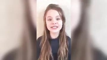 Украинская девочка, читающая Коран, покорила соцсети