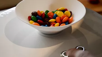 Студент создал робота для сортировки конфет