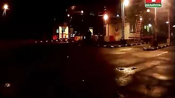 Появилось видео прорыва "Джип" с вооруженными людьми через границу с Беларусью