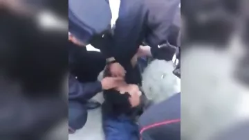 В Баку полицейские спасли человека