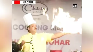 Шеф-повар из Индии установил рекорд, не отходя от плиты 53 часа