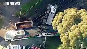 В Австралии при столкновении трамвая и грузовика пострадали 29 человек