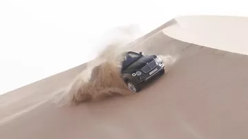 Представлен эксклюзивный Bentley Bentayga для соколиной охоты в пустыне