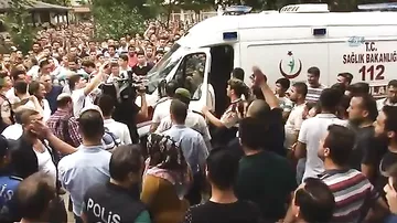 İki qızı ölən qadın qonşunun uşağını öldürüb sandıqda gizlətdi - 2