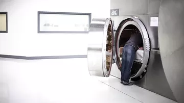 Formula 1 əfsanəsinin qərərgahından Milli.Az yazır