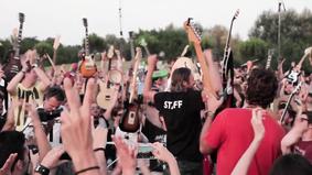 Тысяча итальянских музыкантов спела песню группы Foo Fighters