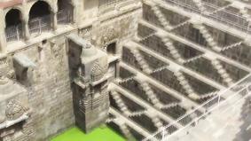 Древние постройки в Индии, огромный колодец Чанд Баори