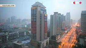 Небоскреб в Китае сложился за секунды как карточный домик