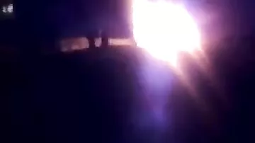 В Эквадоре перевернулся и загорелся автобус: заживо сгорели 14 человек