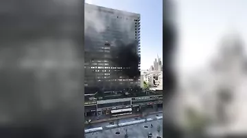 В центре Москвы горит многоэтажка