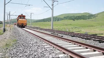 Строительство железной дороги Баку-Тбилиси-Карс ведется ускоренными темпами