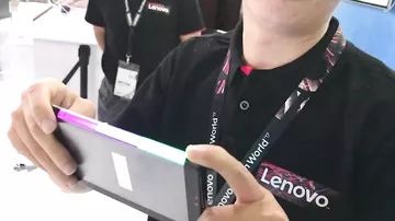 Elastik “Lenovo” planşeti göstərildi