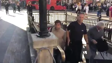 На лондонской станции метро Oxford Circus произошло задымление