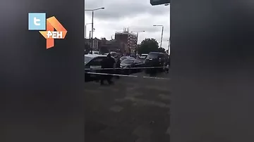 Мужчина напал с ножом на прохожих в Лондоне