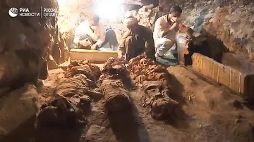 Видео Мумия возвращается: древнюю гробницу нашли в Египте