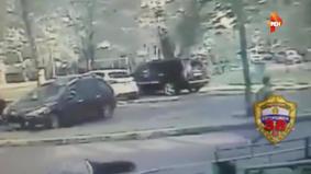 Камера сняла на видео, как москвича ударили 10 раз топором по голове из-за телефона