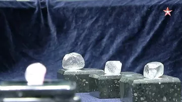 Уникальный розовый алмаз найден в Якутии