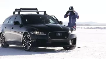 Jaguar XF Sportbrake разогнал лыжника до рекордных 188 км/час