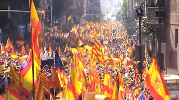 Митинг за единую Испанию собрал в Барселоне почти миллион человек