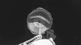 НАСА испытало марсианский парашют