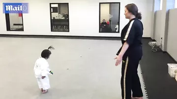 Tanış olun: 3 yaşlı taekvondçu qız