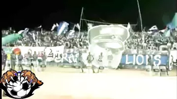 Sudanda futbol matçı zamanı üzərində Adolf Hitlerin rəsmi olan böyük plakat açılıb