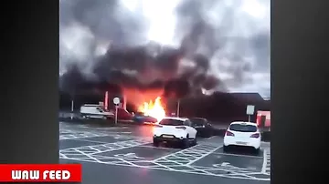Британка залила бензин не в то отверстие и взорвала автомобиль