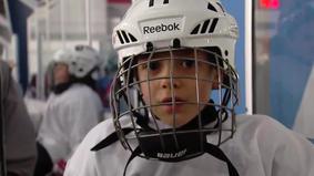 Юный спортсмен рассказывает, что такое хоккей
