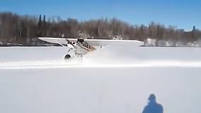 Дрифт по снегу на самолете
