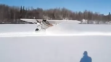Дрифт по снегу на самолете