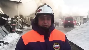 Число погибших при пожаре на складе в Новосибирске возросло до 10