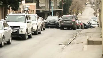 Продолжается капитальный ремонт улиц в Бинагадинском районе Баку