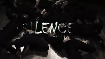 Такого необычного танца под "Сары гялин" еще не было