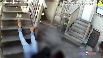 Полиция выложила видео "от первого лица" с моментом убийства рэпера