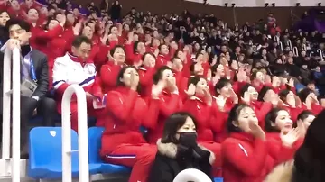 Болельщицы из КНДР стали звездами Олимпиады