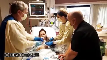 Девушка делает свой первый вдох после пересадки лёгких