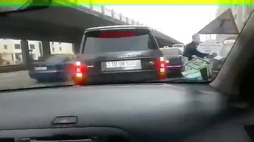 Qadın sürücü Vasif Məhərrəmlinin videosunu yaydı