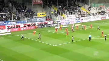 Немецкий футболист забил впечатляющий гол «ударом скорпиона»