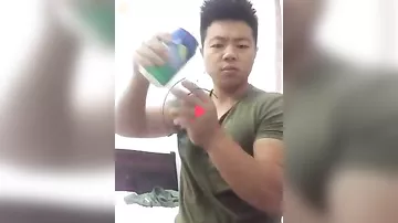 Китайский каратист показал мастер-класс по разбиванию булыжников голыми руками